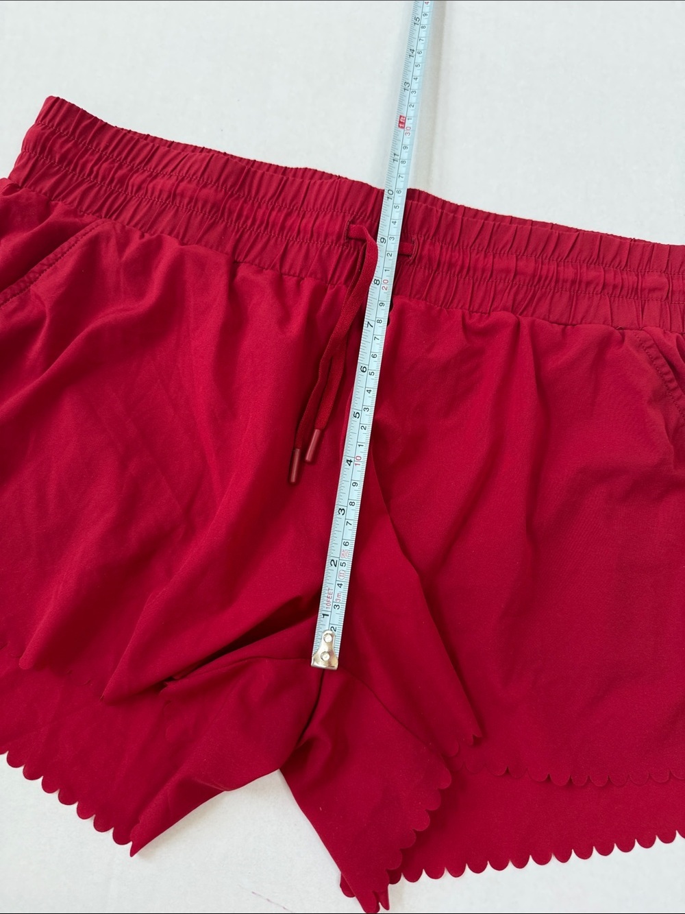 Lorna Jane Breeze Athletic Shorts Scallop Hem Red Size Womens Medium - Picture 7 of 11